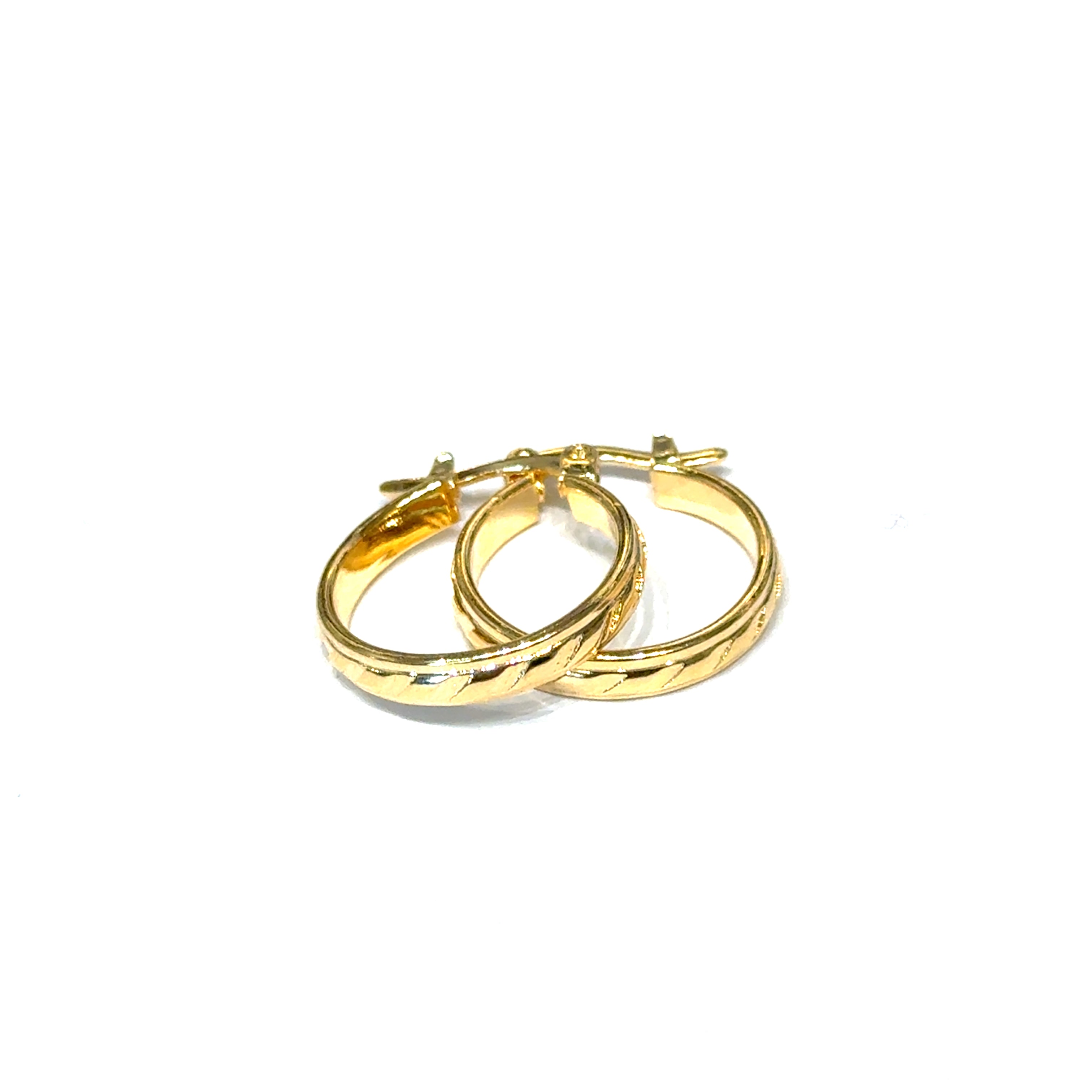 A 18K gold-filled 22mm patern round hoop snap back earrings hypoallergenic, on a white background, front overview