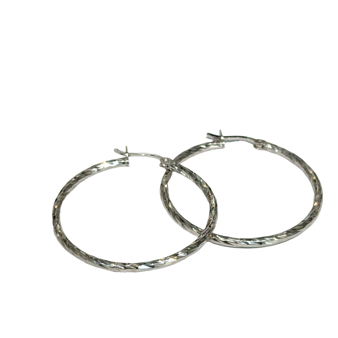 A Diamond-Cut Round Hoop (Snapback) Size: 34mm diameter, 3g on a white background, front overview.