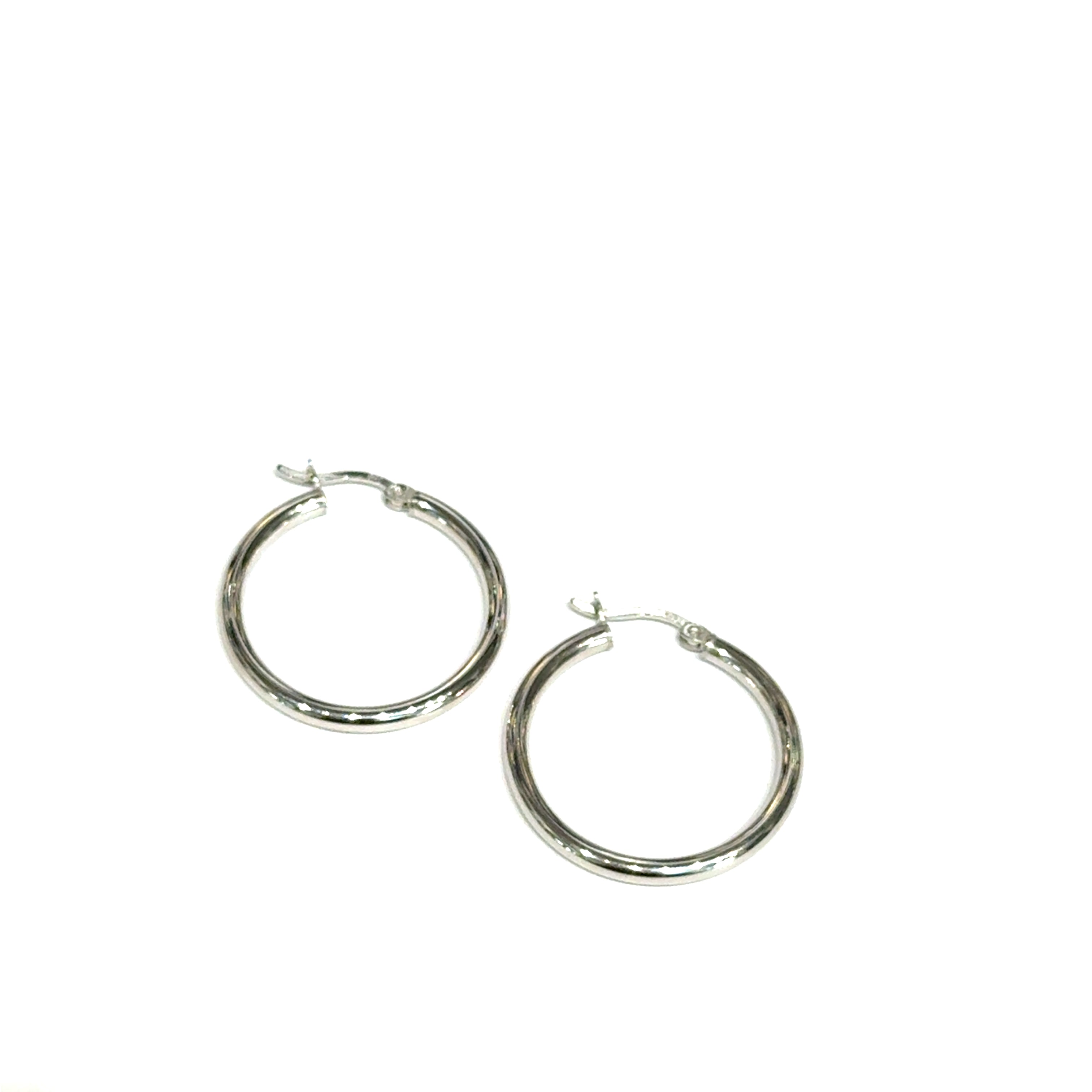 A pair of Sterling Silver Smooth Classic Round Hoop (Snapback) 27mm diameter, 3.6g on a white background, front overview. 