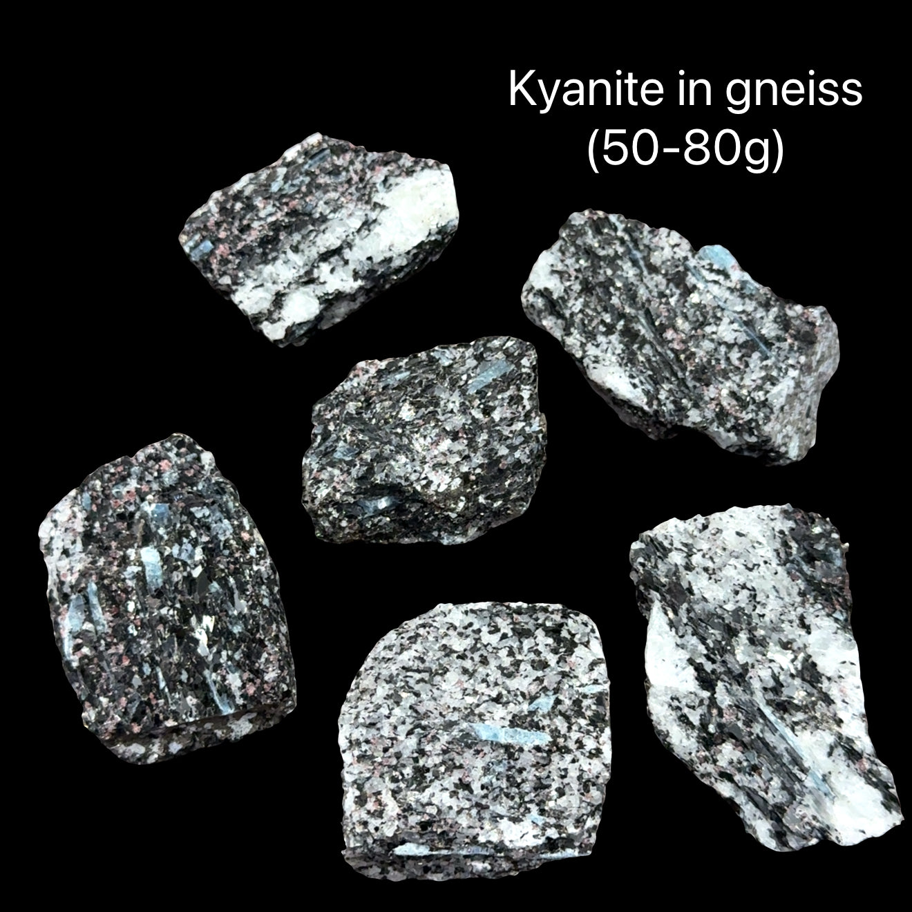 Kyanite in gneiss crystals on a black background with text indicating weight range (50-80g), front view. 
