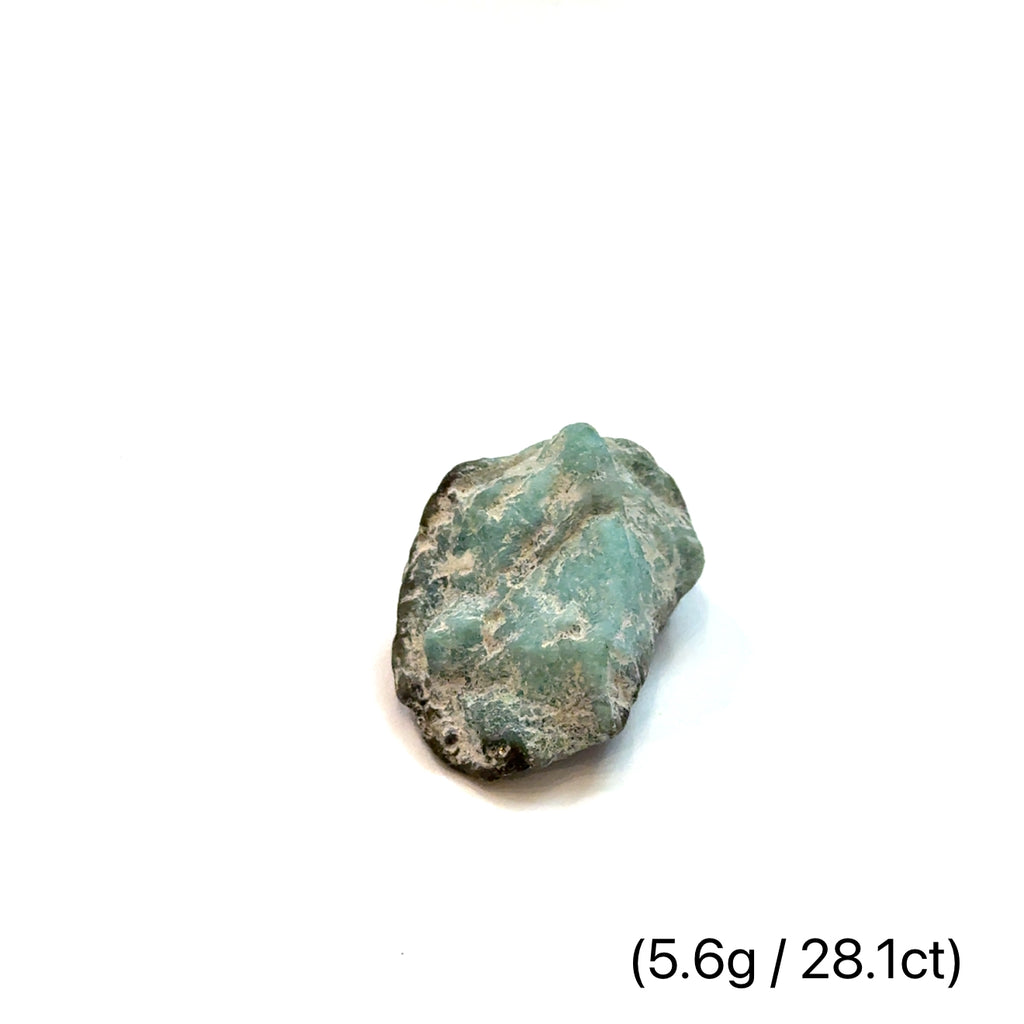 Raw Grade‑A Emerald Gemstone on white 5.6g/28.1ct B overview