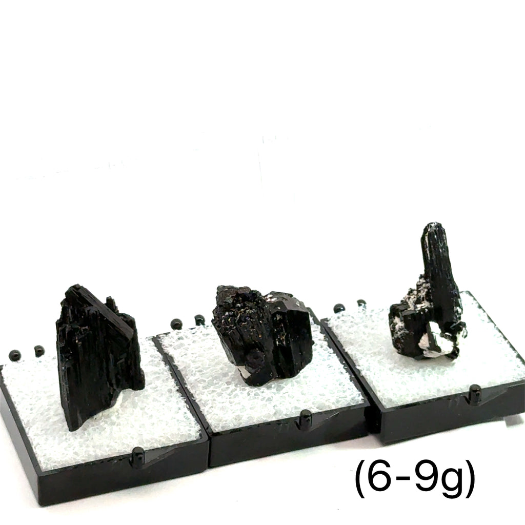 Raw Schorl Tourmaline (Black Tourmaline)  6-9g on white in perky box  close up front view