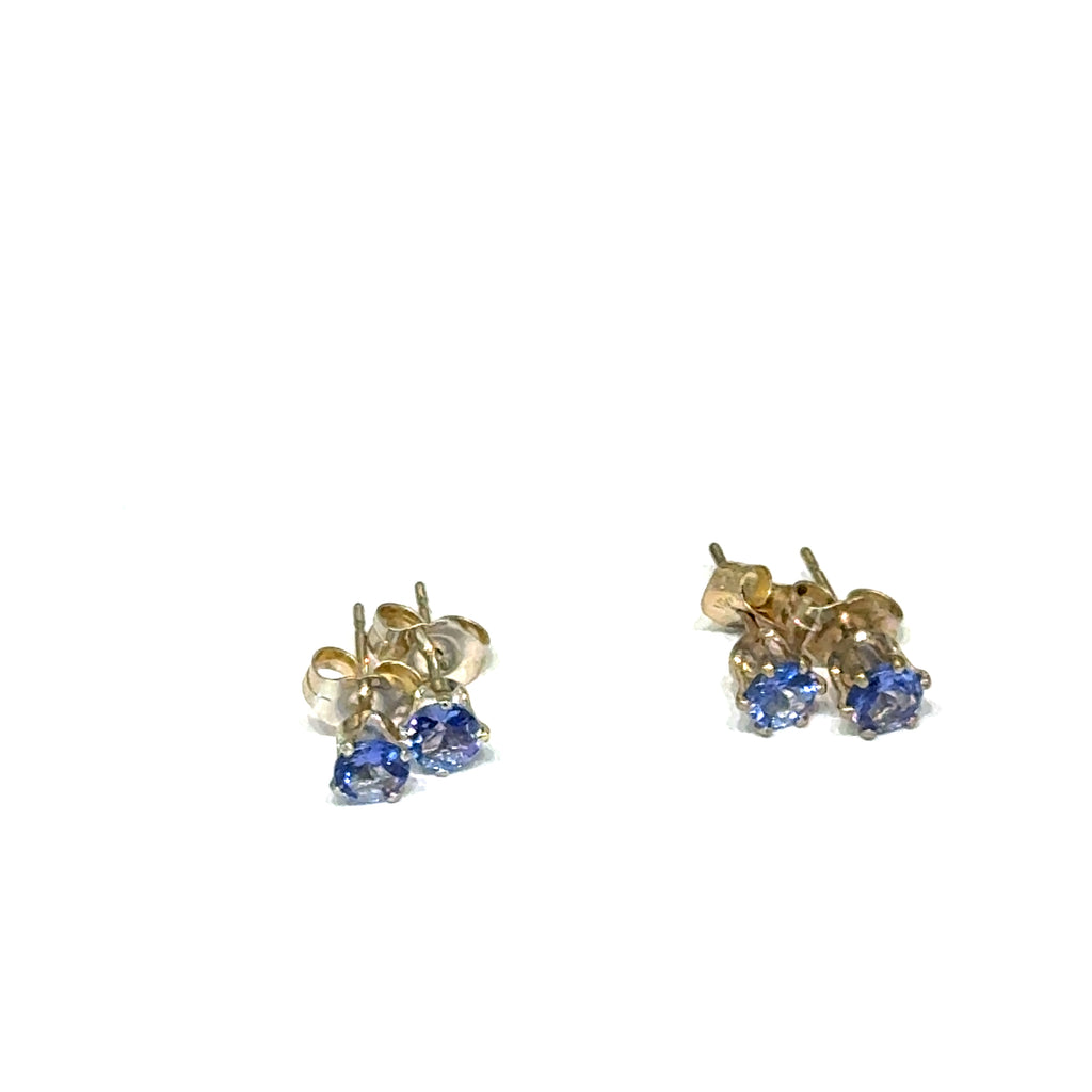 Lavender Amethyst Faceted 4mm Round Post Earrings – AAA-Grade Gemstone in Sterling Silver Basket Setting