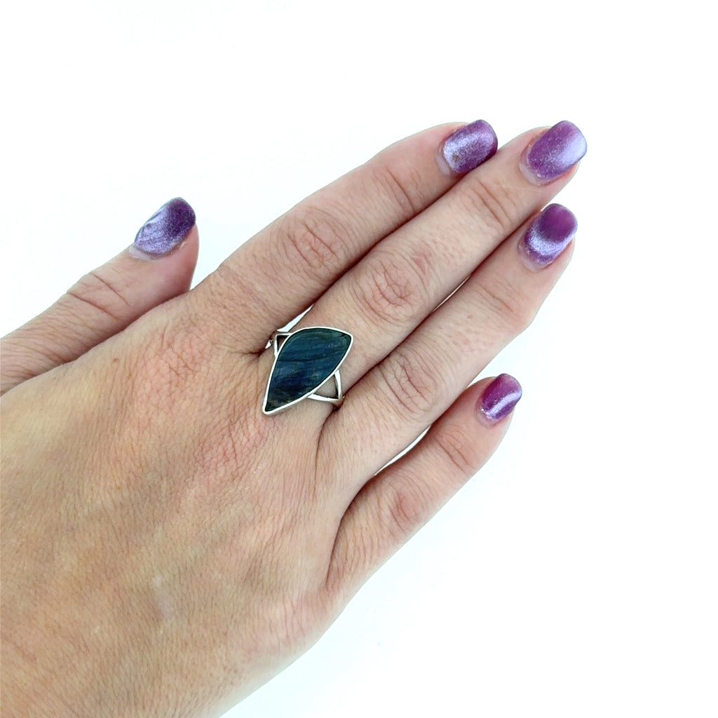 Labradorite Freeform Cabochon Sterling Silver Ring