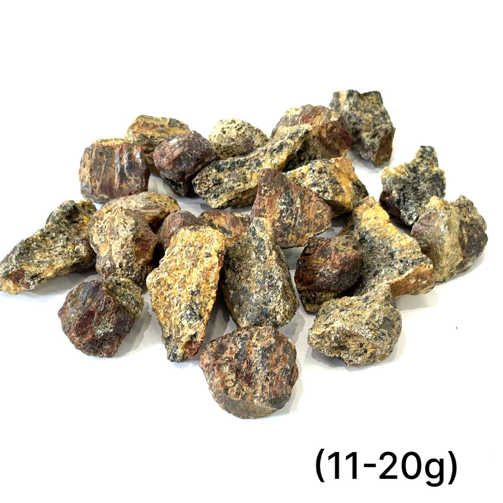 Unique Garnet gemstone with free information card included (11-20g) on white overview