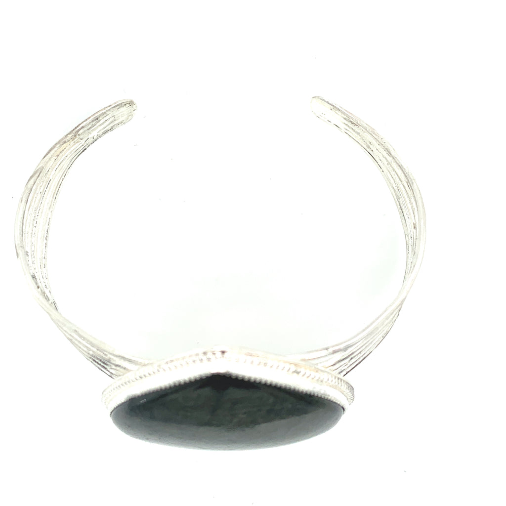Labradorite gemstone Bangle , Sterling Silver bangle, size 7, Healing Stone jewelry