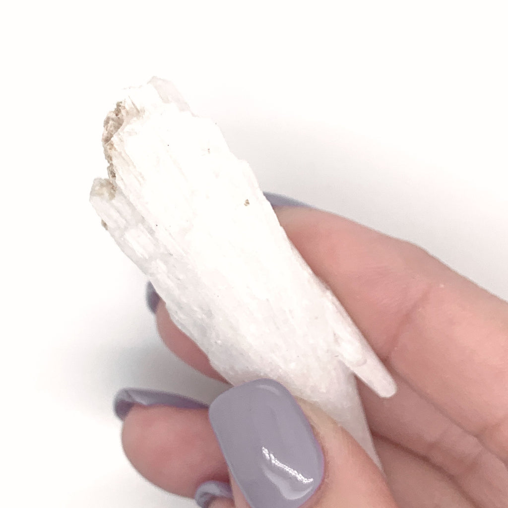 Scolecite  Raw gemstones