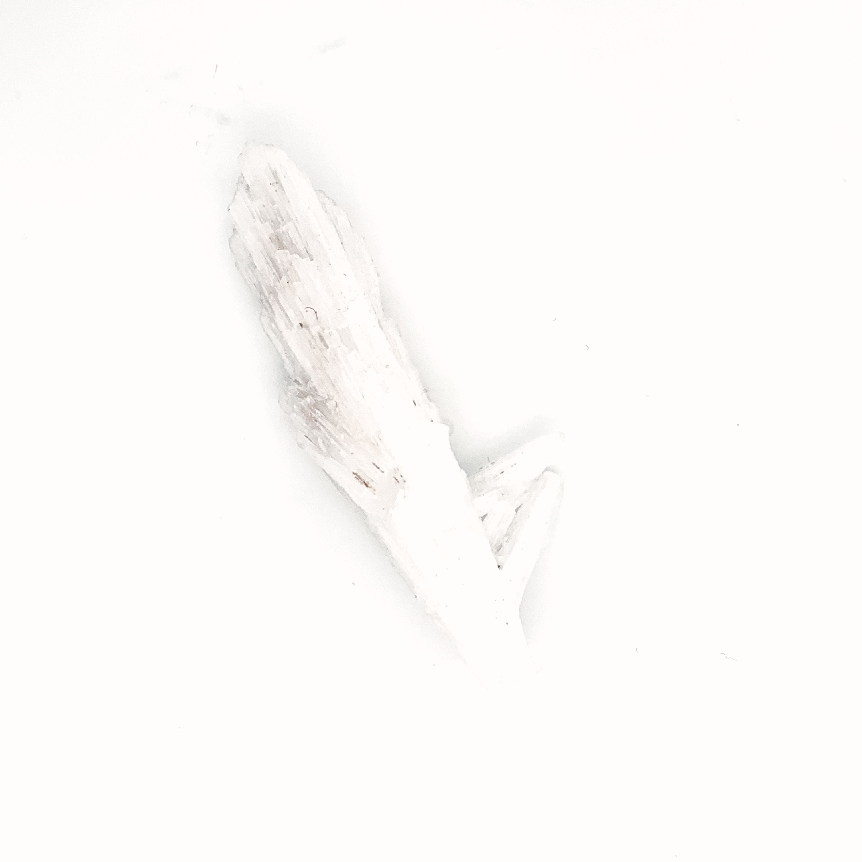 Scolecite  Raw gemstones
