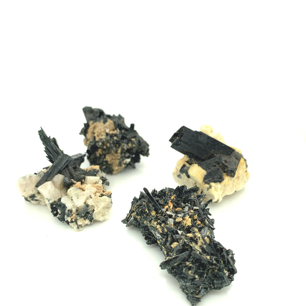 Aegirine Raw Gemstones, gemstone
