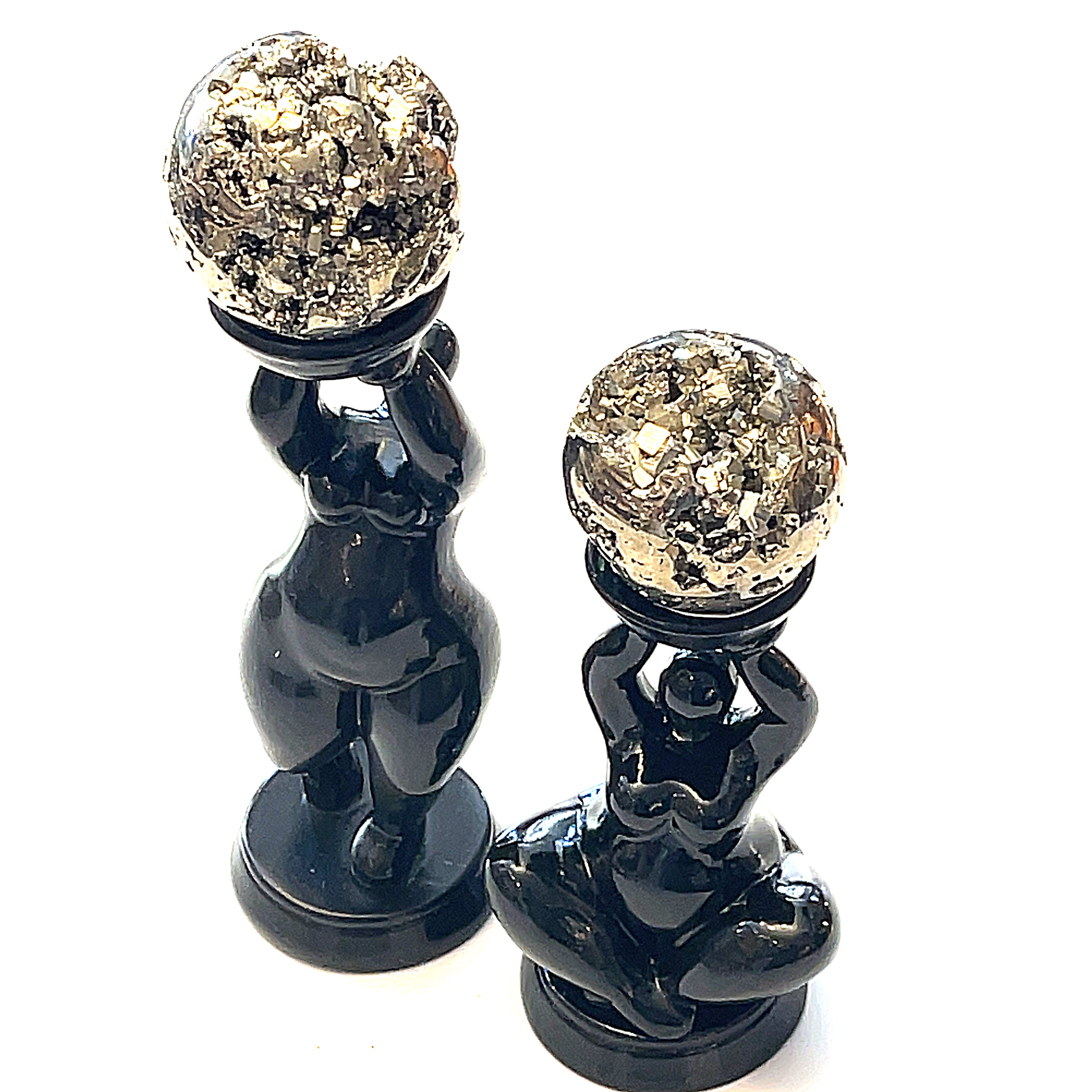 Stands for Gemstone Spheres and Eggs