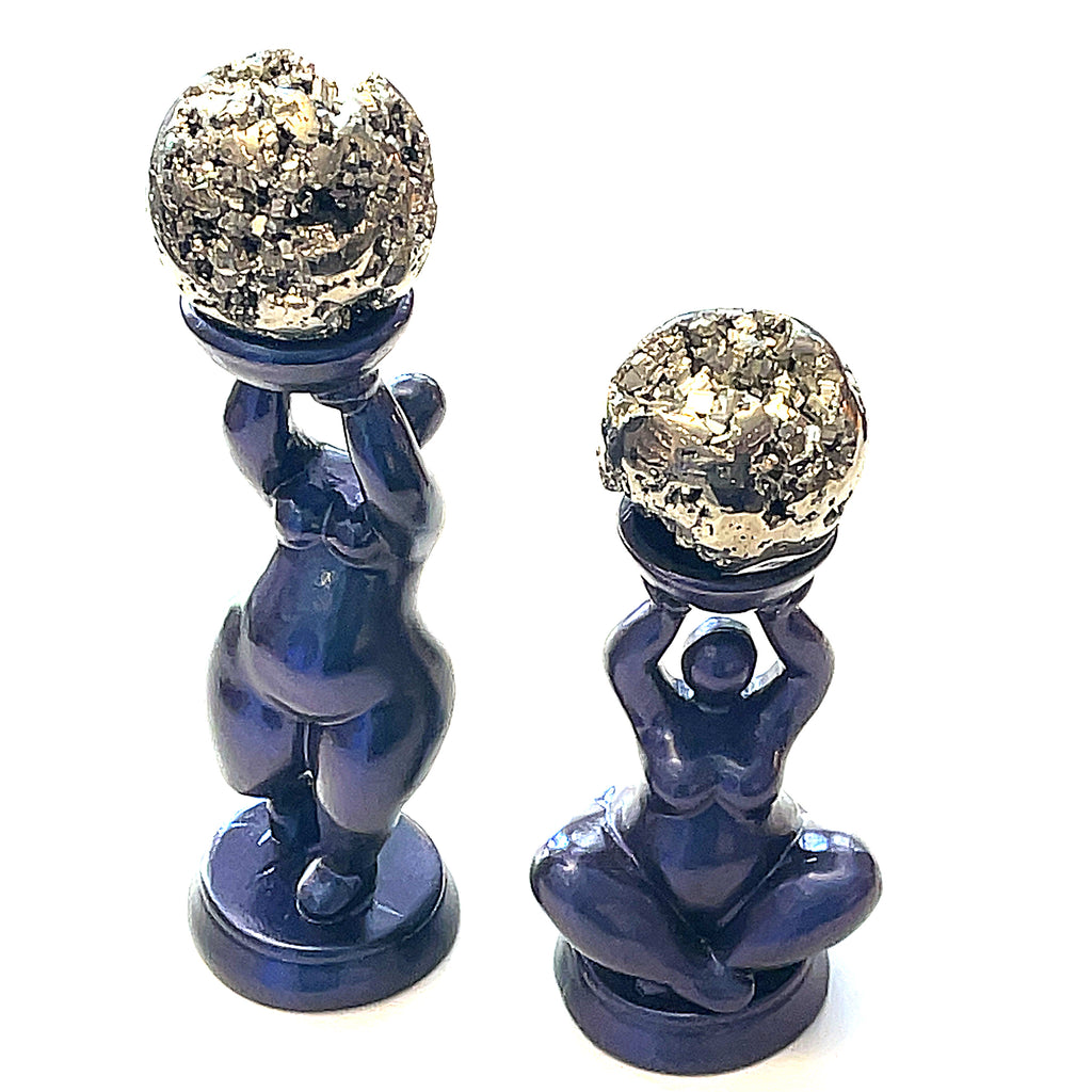 Stands for Gemstone Spheres and Eggs