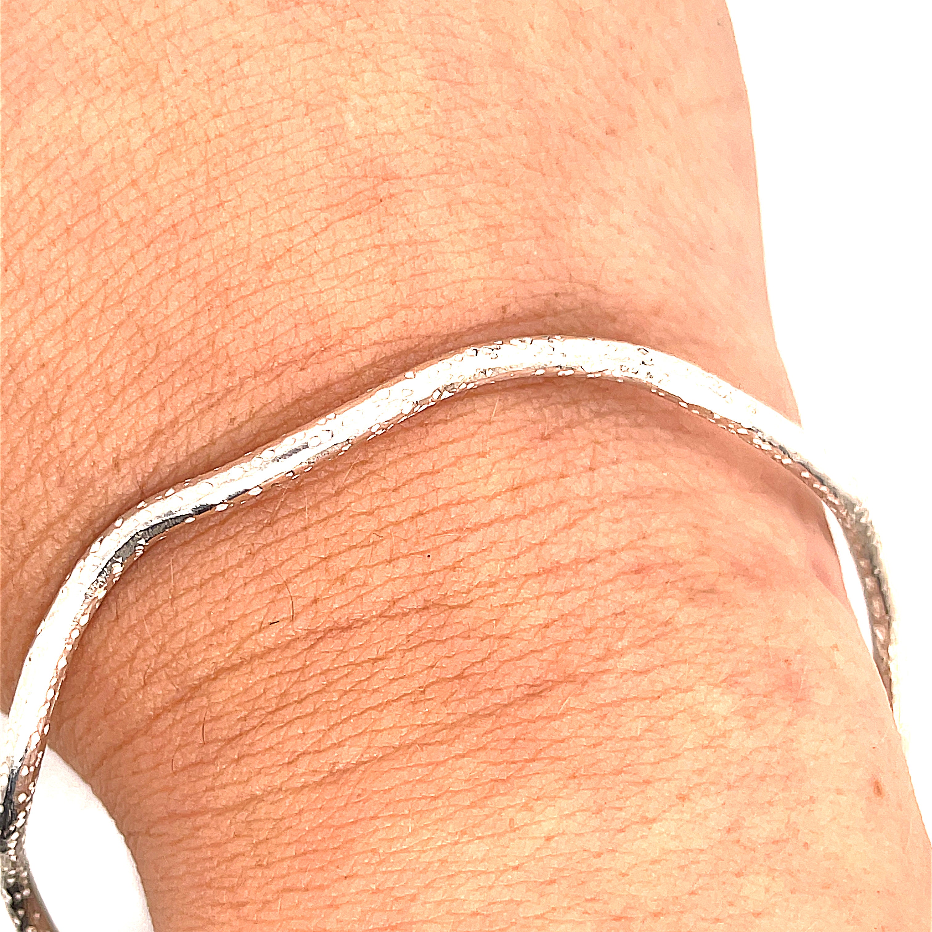 Sterling Silver Wave textured Bangle , size 7.75'', jewelry