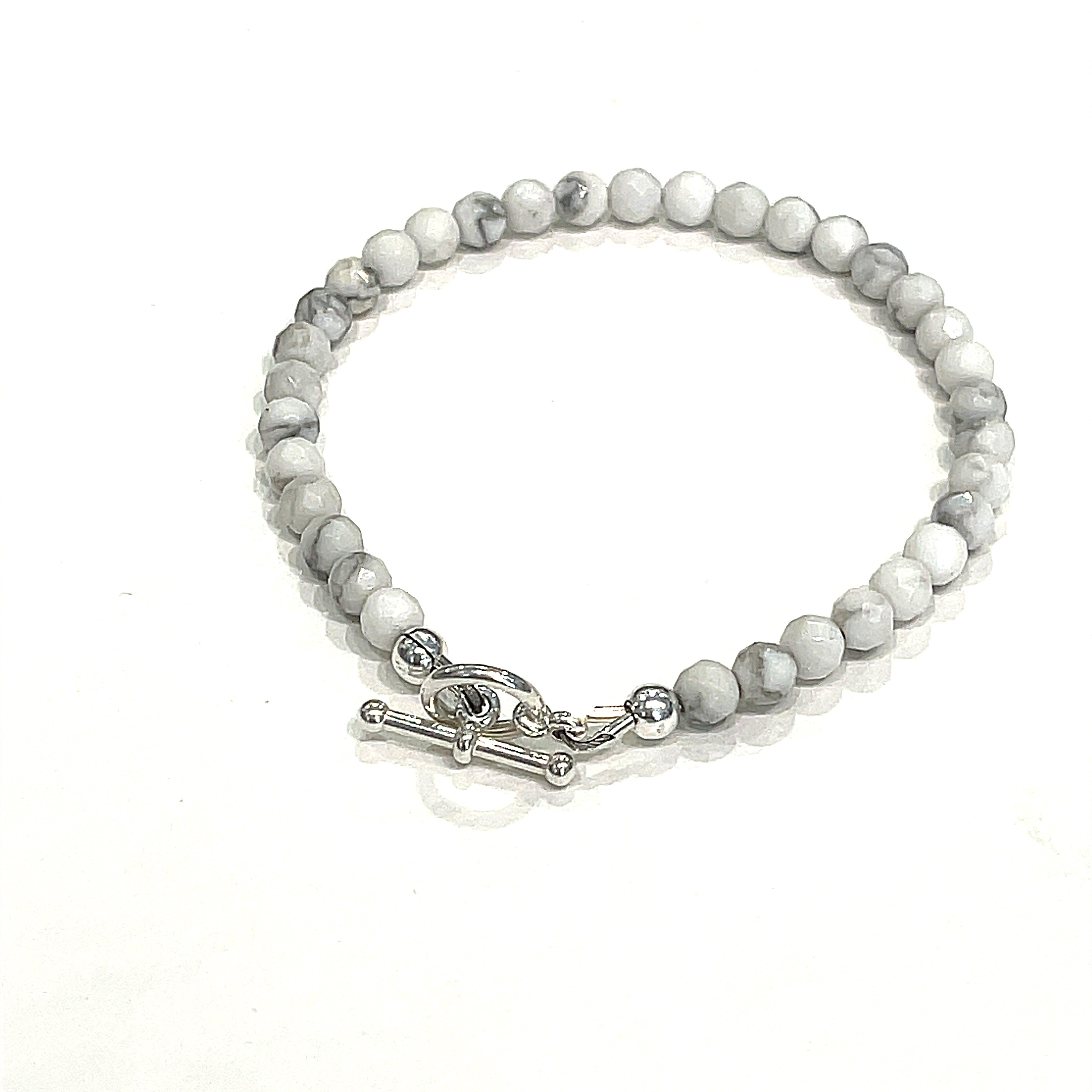 Howlite Gemstone Beaded Bracelet