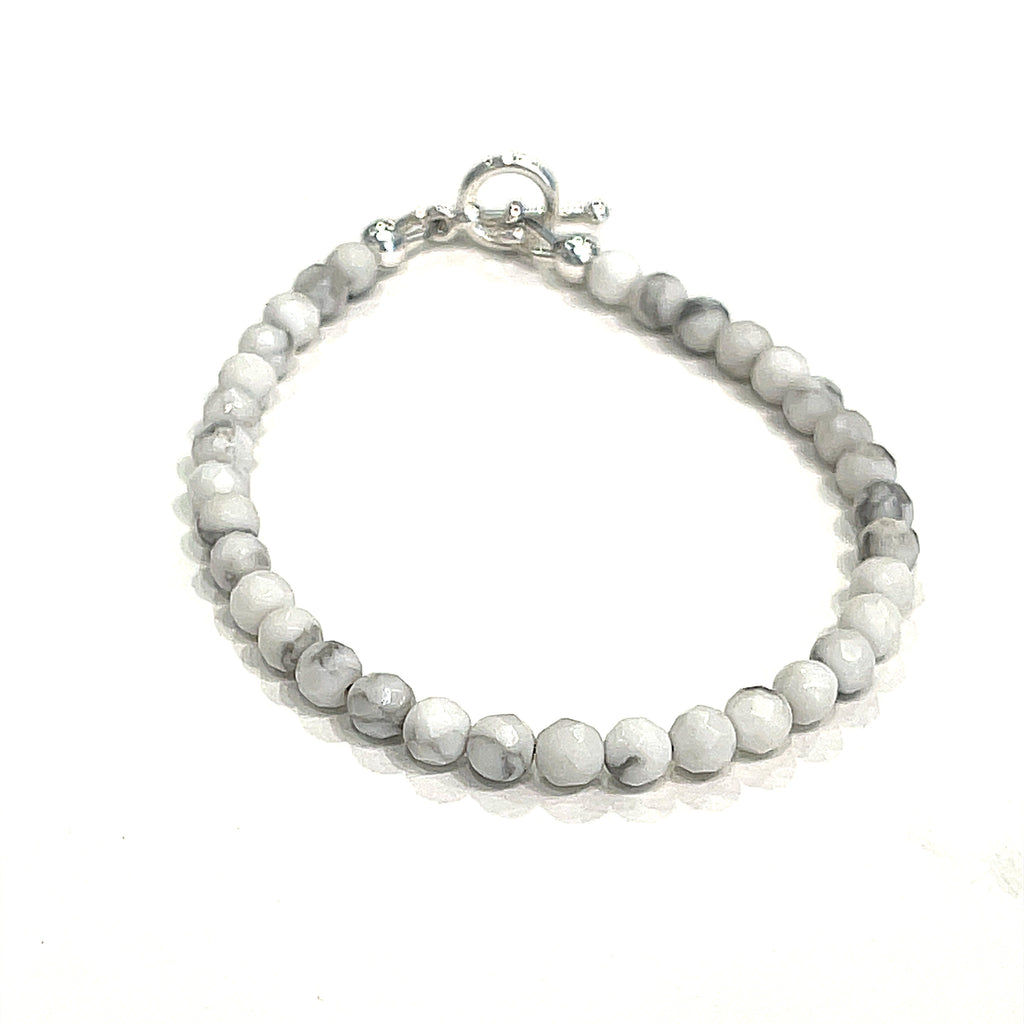 Howlite Gemstone Beaded Bracelet