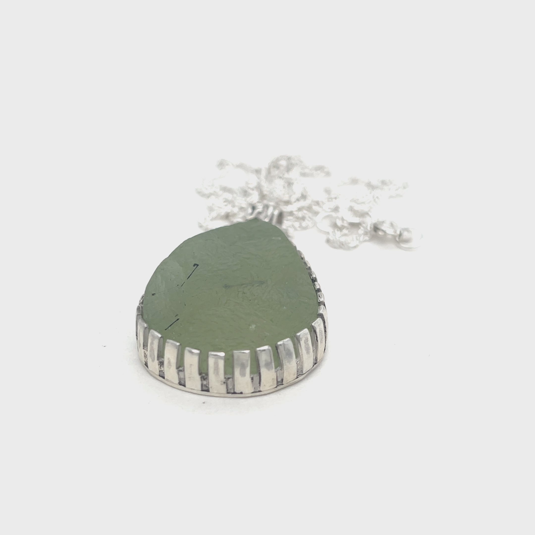 Prehnite Botryoidal Pendant Chain Necklace