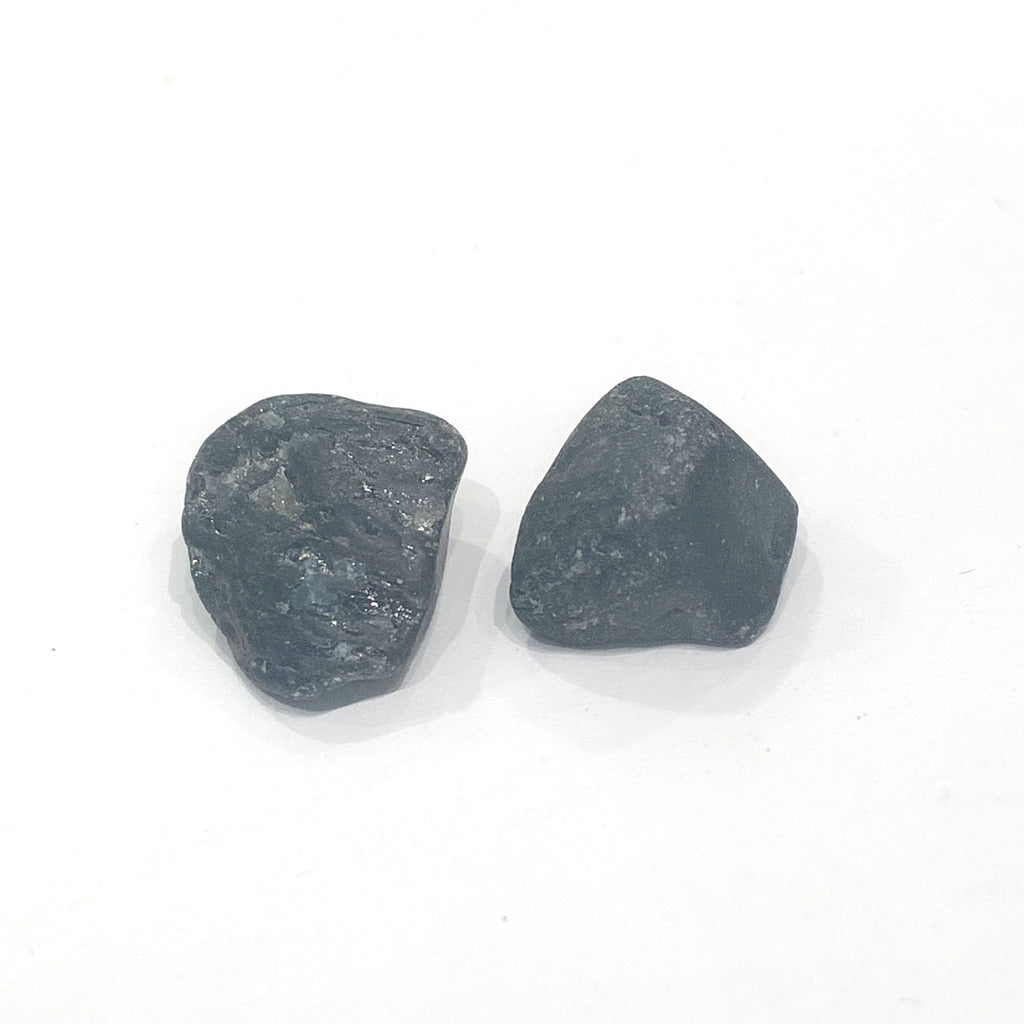 Sapphire , blue Raw gemstones