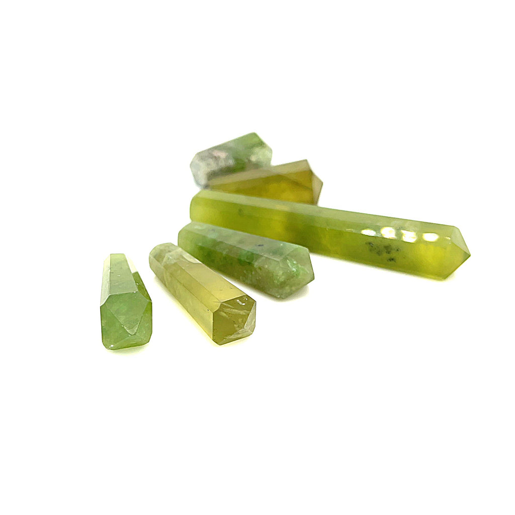 Peridot gemstone Points