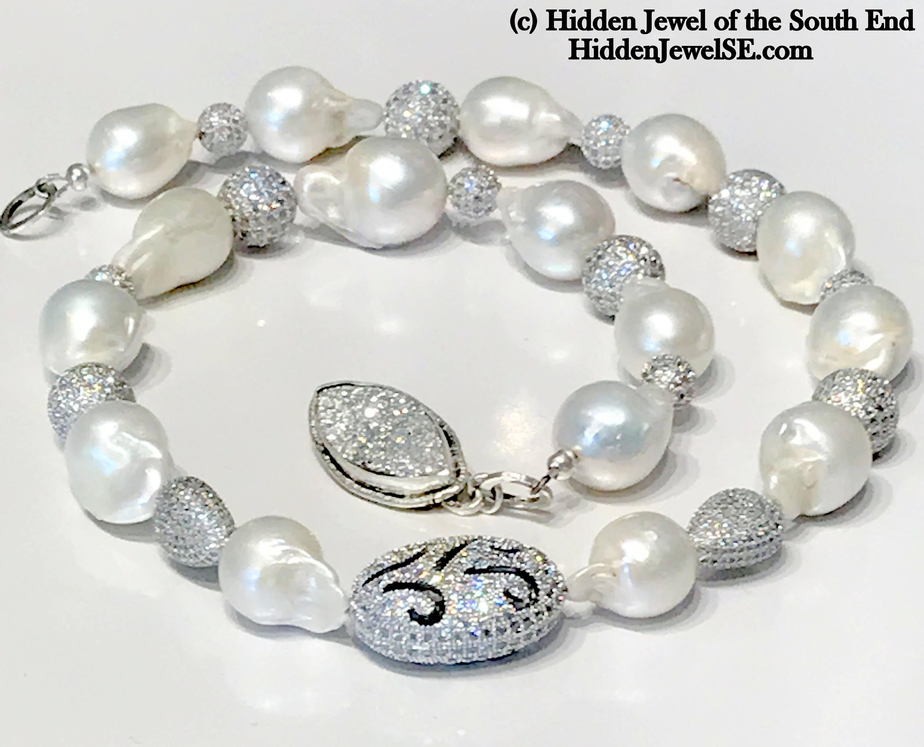 Pearl & Silver paved crystal beaded white Tahitian Pearl necklace