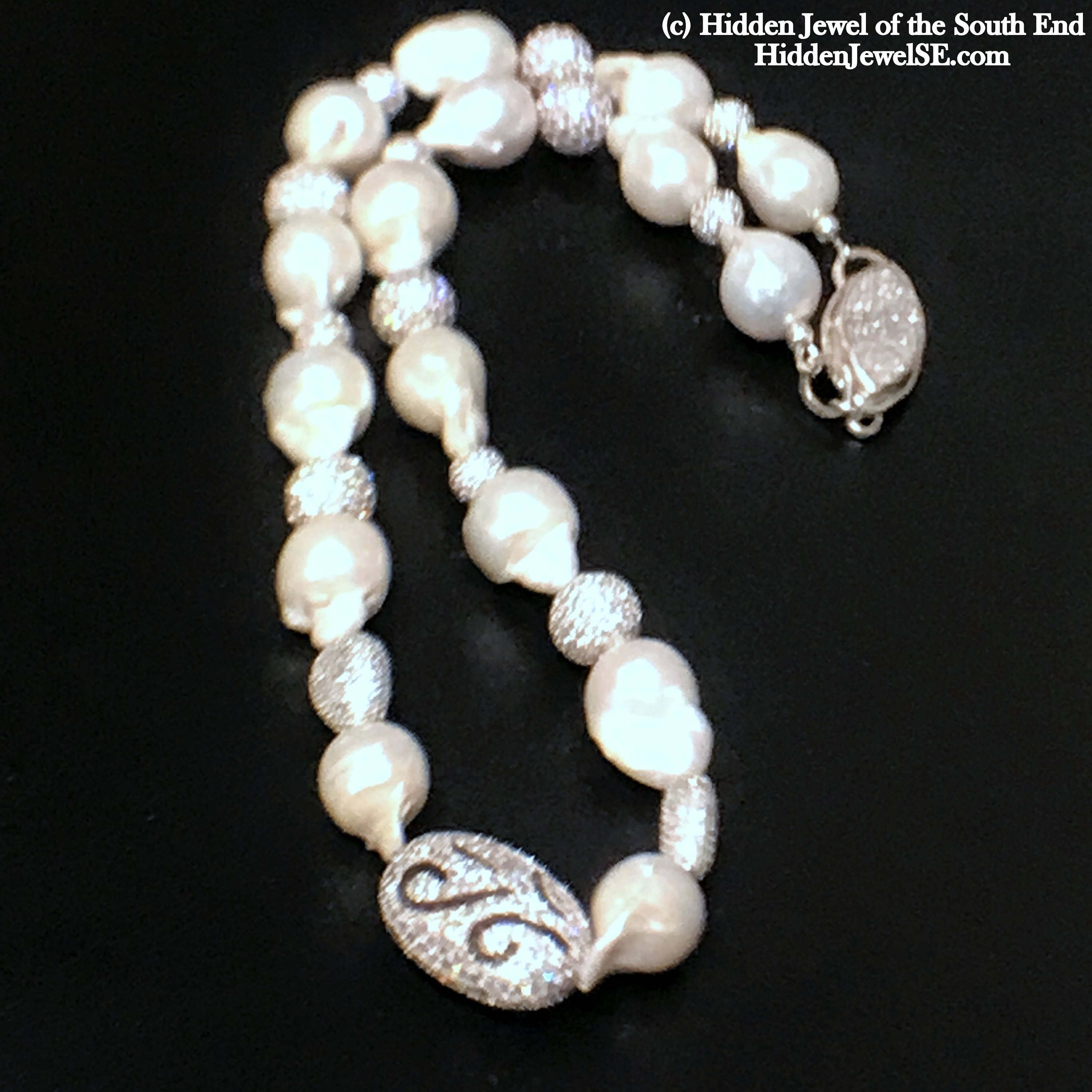 Pearl & Silver paved crystal beaded white Tahitian Pearl necklace
