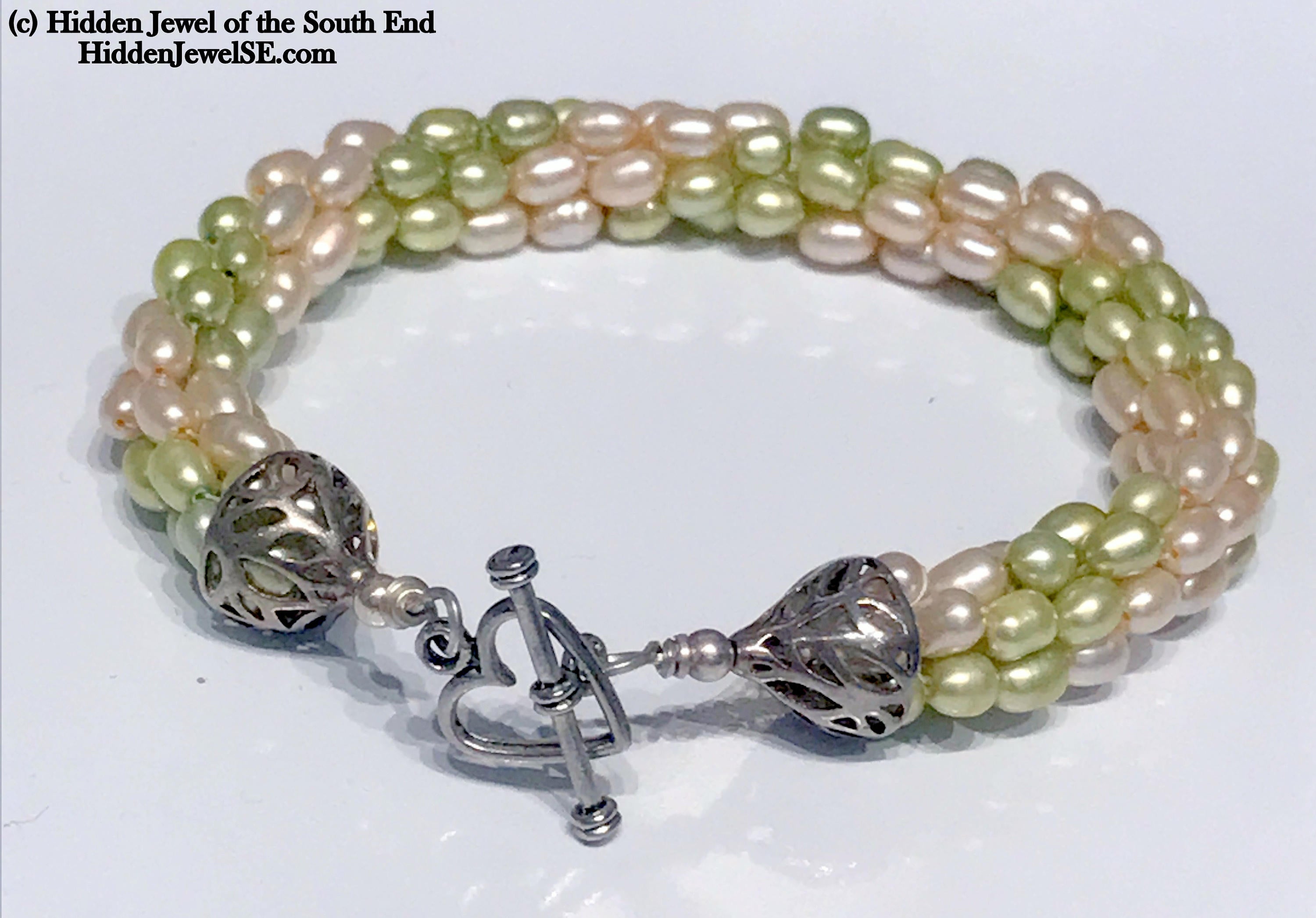 Light Green & Peach Fresh Water Pearls (Rice) crocheted bracelet, Jewelry