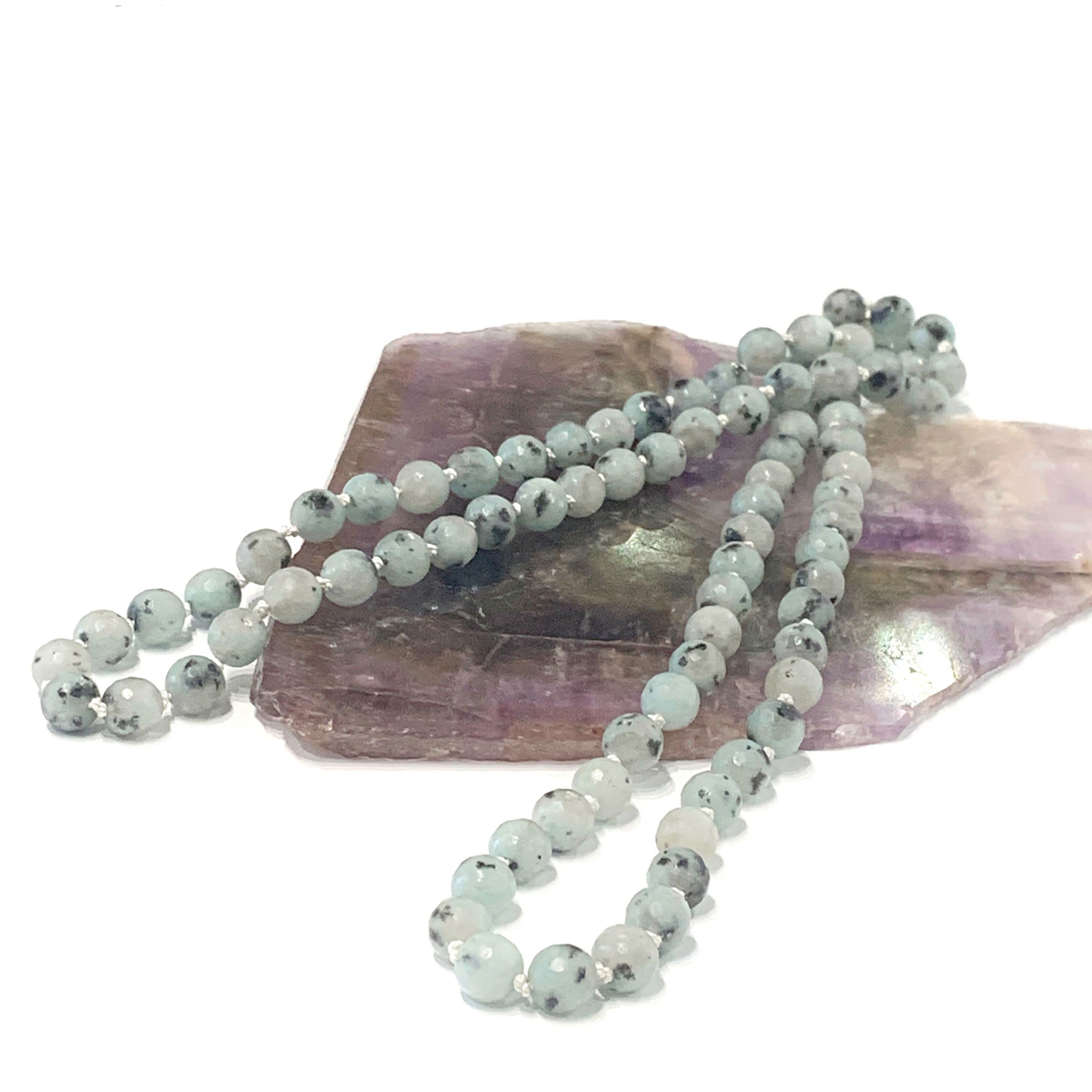 Kiwi Jasper knotted necklace