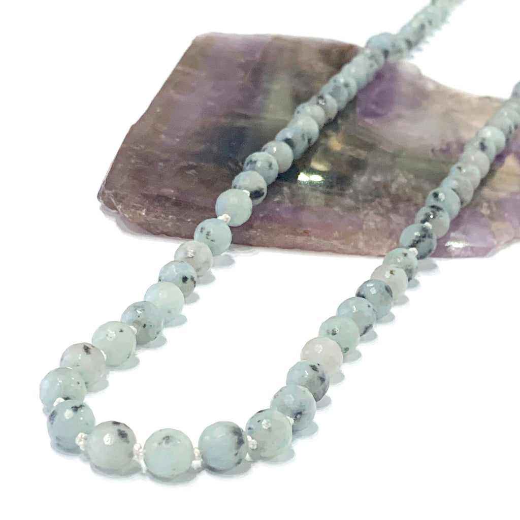 Kiwi Jasper knotted necklace